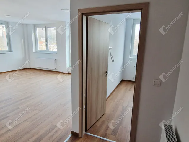 Eladó lakás Miskolc, Diósgyőr 82 nm