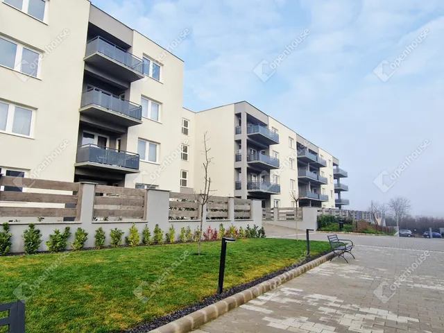 Eladó lakás Miskolc, Bodótető 77 nm