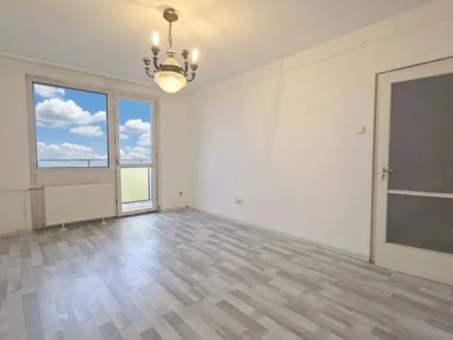 Eladó lakás Miskolc, Avas 73 nm