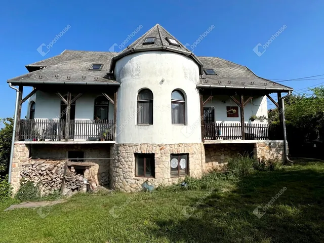 Eladó ház Harsány 160 nm