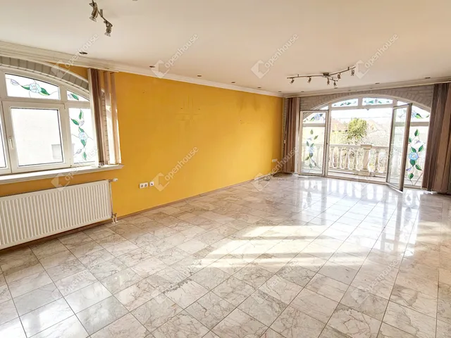 Eladó ház Felsőzsolca 230 nm