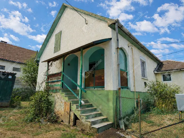 Eladó ház Sajószentpéter 104 nm