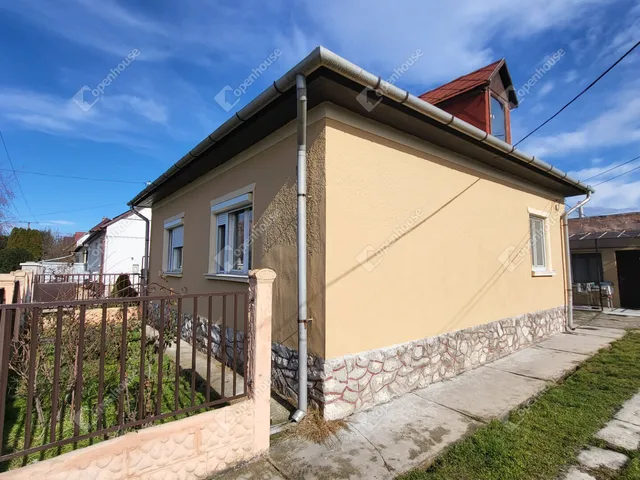 Eladó ház Miskolc, Szirma 74 nm