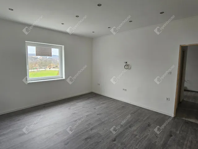 Eladó lakás Sajóbábony 37 nm