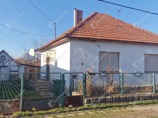 Eladó ház Felsőzsolca 78 nm