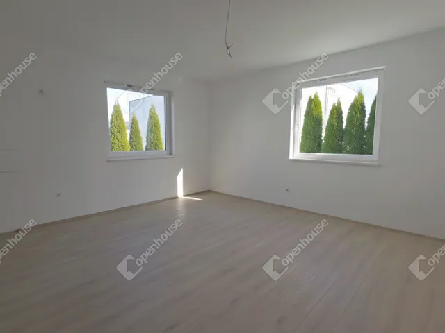 Eladó lakás Miskolc, Hejőcsaba 76 nm