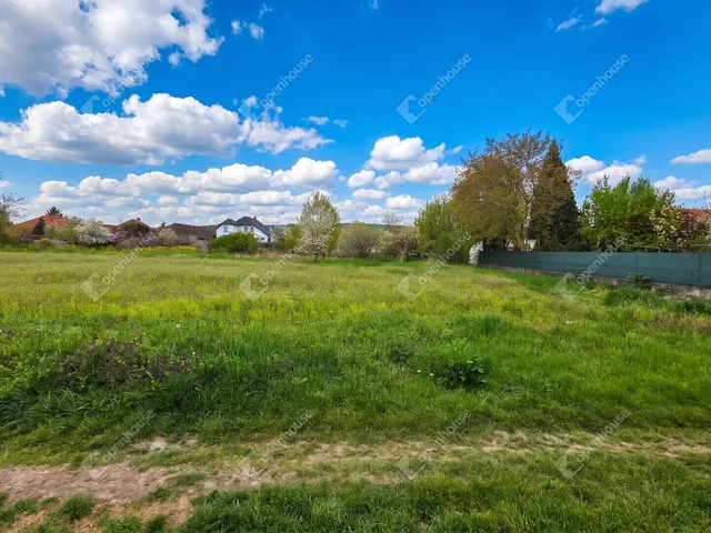 Eladó telek Mályi 1578 nm