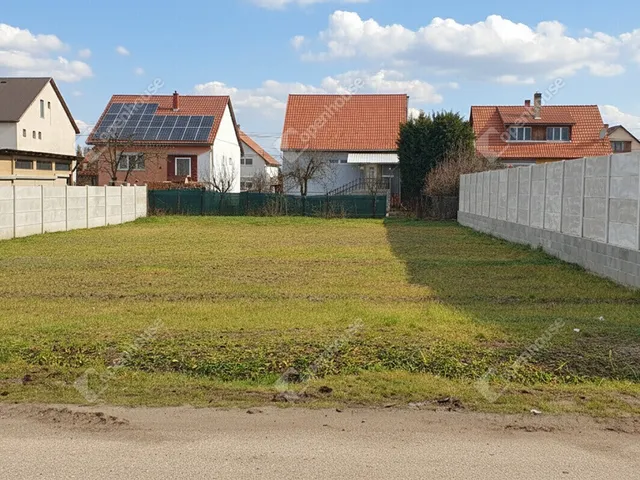 Eladó telek Felsőzsolca 630 nm