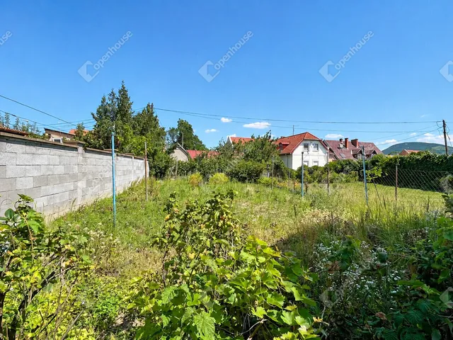 Eladó telek Eger, Károlyváros 382 nm