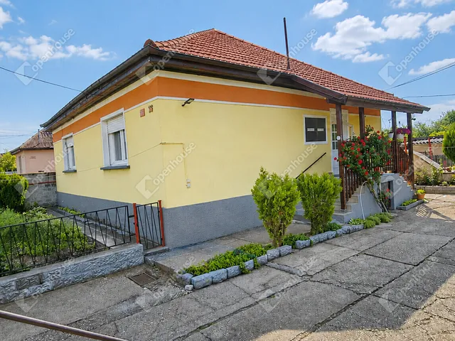 Eladó ház Felsőzsolca 95 nm