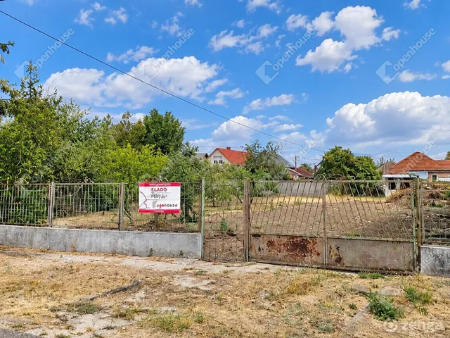 Eladó telek Felsőzsolca 555 nm