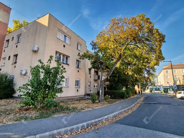 Eladó lakás Miskolc, Selyemrét 49 nm