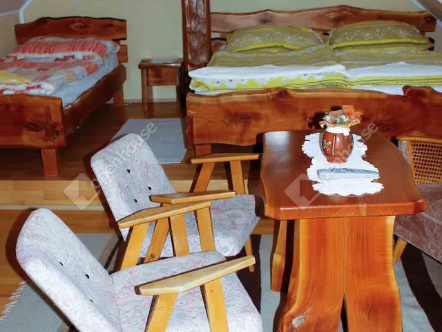 Eladó kereskedelmi és ipari ingatlan Kondorfa 432 nm