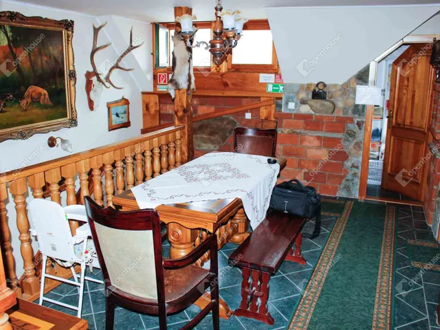 Eladó kereskedelmi és ipari ingatlan Kondorfa 432 nm