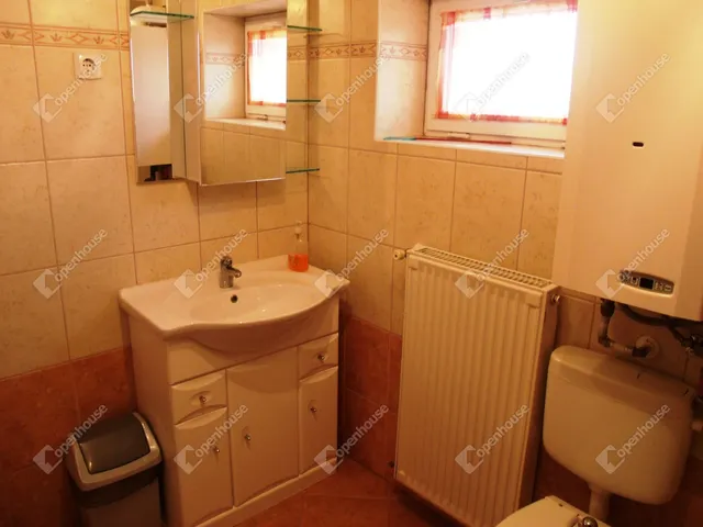 Eladó ház Hévíz 215 nm