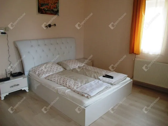 Eladó ház Hévíz 215 nm