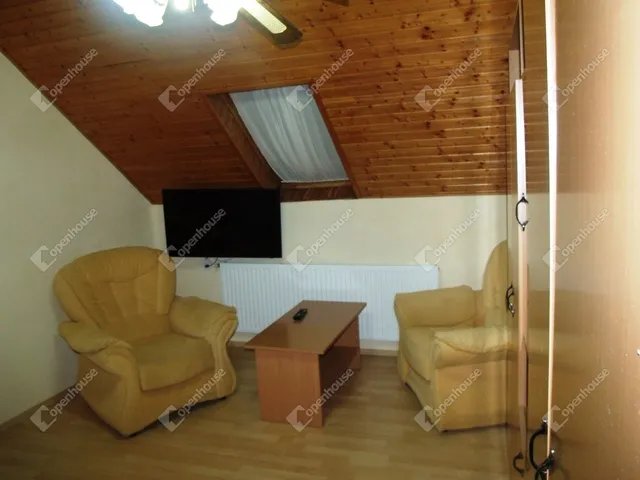 Eladó ház Pacsa 200 nm