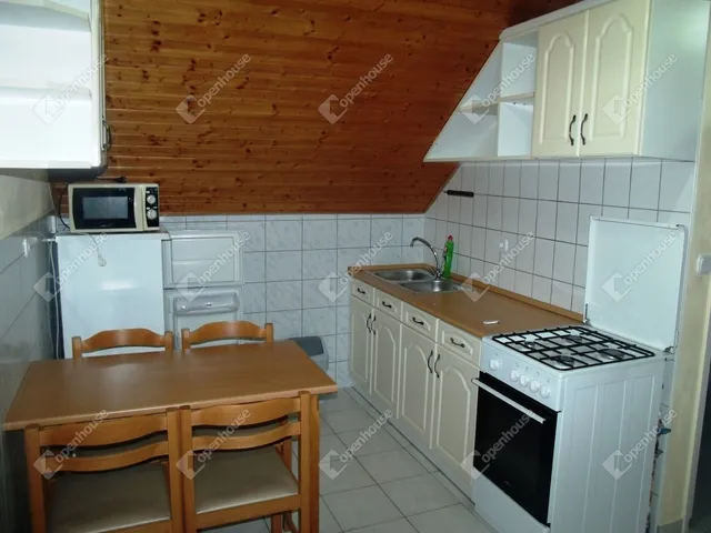 Eladó ház Pacsa 200 nm