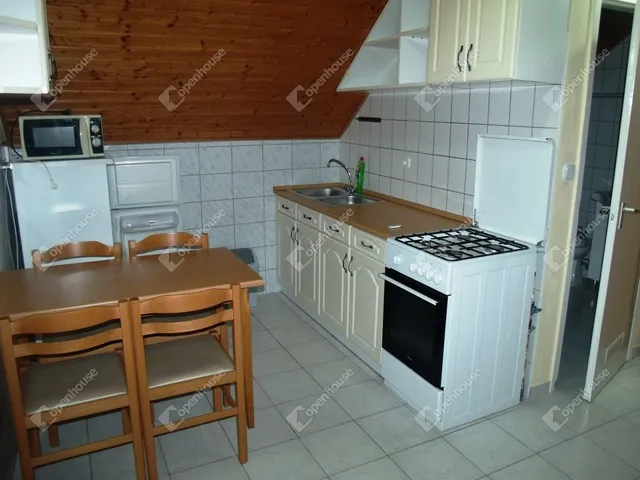 Eladó ház Pacsa 200 nm