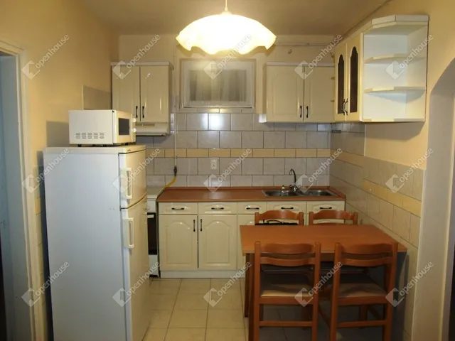 Eladó ház Pacsa 200 nm