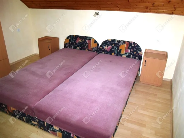 Eladó ház Pacsa 200 nm