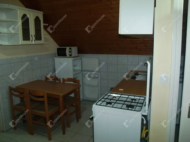 Eladó ház Pacsa 200 nm