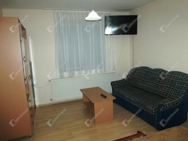 Eladó ház Pacsa 200 nm