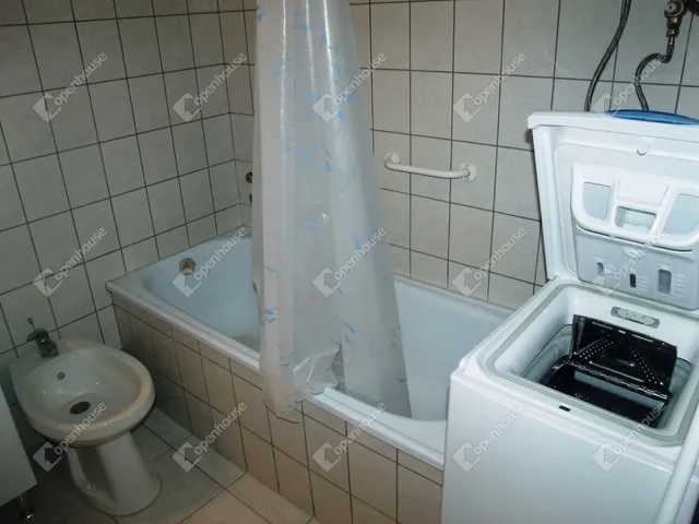 Eladó ház Pacsa 200 nm