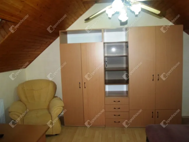 Eladó ház Pacsa 200 nm