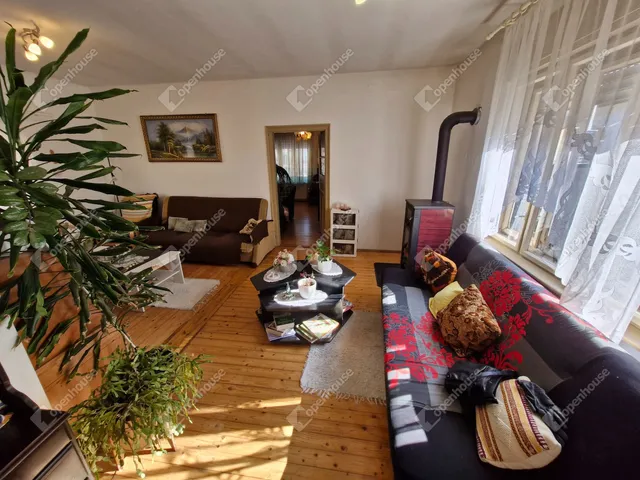 Eladó ház Fityeház 115 nm