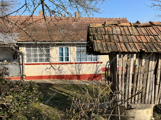 Eladó ház Orosztony 51 nm