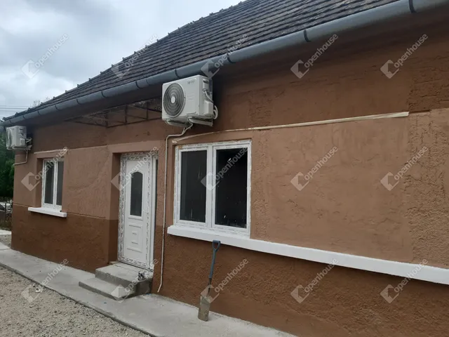 Eladó ház Molnári 91 nm