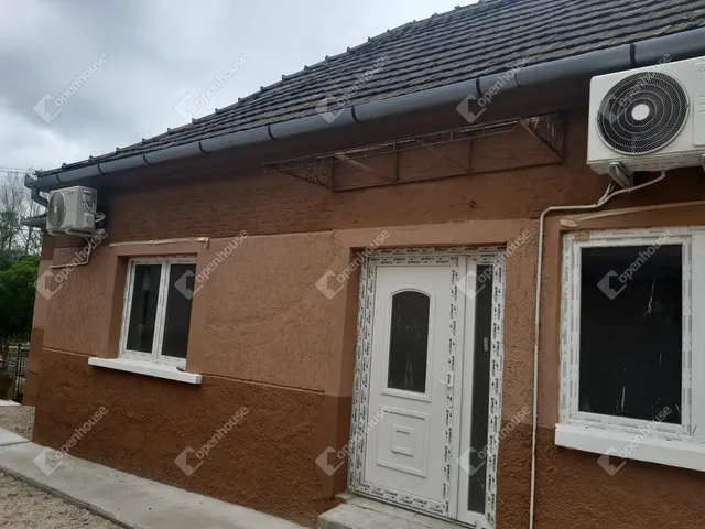 Eladó ház Molnári 91 nm