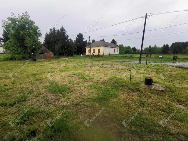 Eladó telek Őrtilos 1120 nm