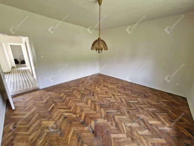 Eladó ház Csörnyeföld 88 nm