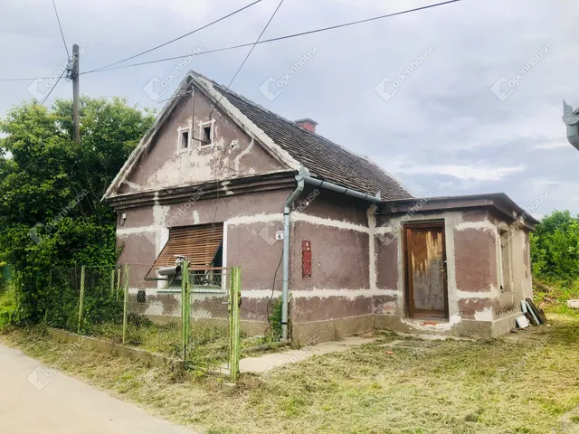 Eladó ház Csurgó 42 nm