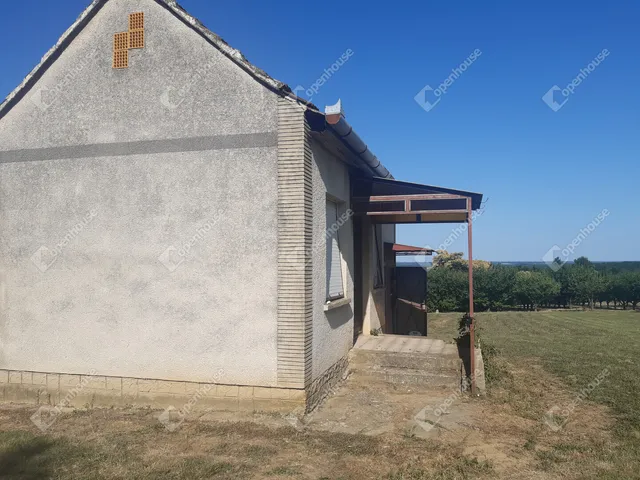 Eladó üdülő és hétvégi ház Sand 48 nm