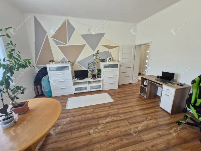 Eladó ház Csörnyeföld 80 nm