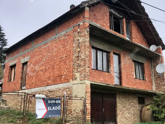 Eladó ház Oltárc 162 nm