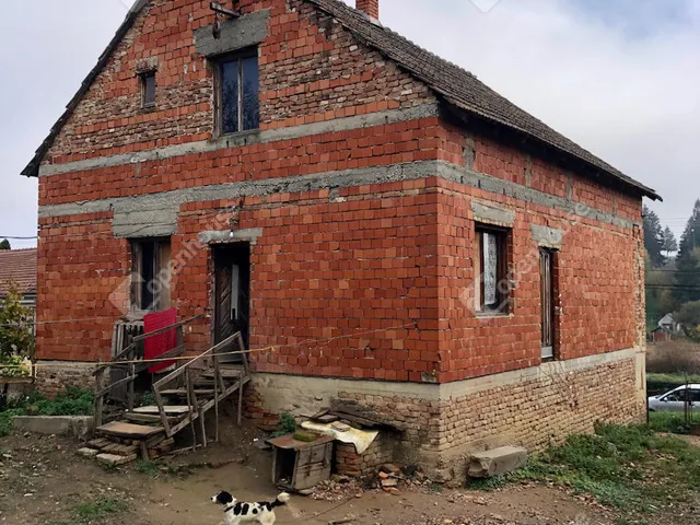 Eladó ház Oltárc 162 nm