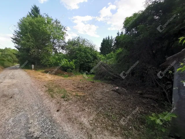 Eladó telek Homokkomárom 409 nm