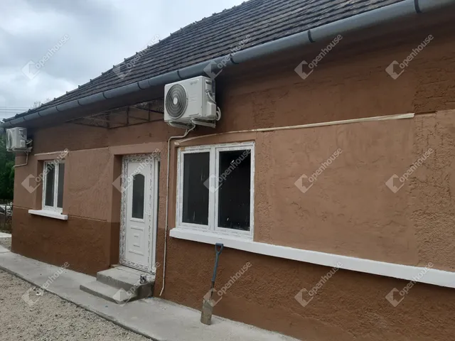 Eladó ház Molnári 91 nm