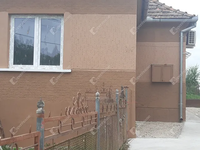 Eladó ház Molnári 91 nm