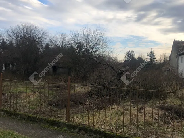 Eladó telek Murakeresztúr 972 nm