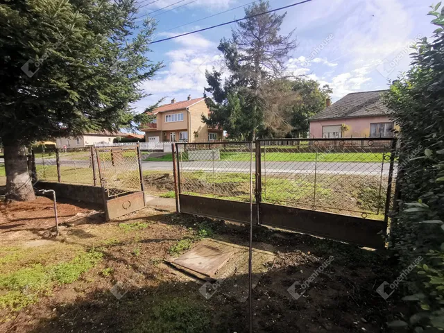 Eladó telek Nagyrécse 2506 nm