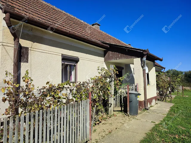 Eladó ház Inke 70 nm