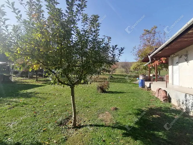 Eladó üdülő és hétvégi ház Pacsa 77 nm