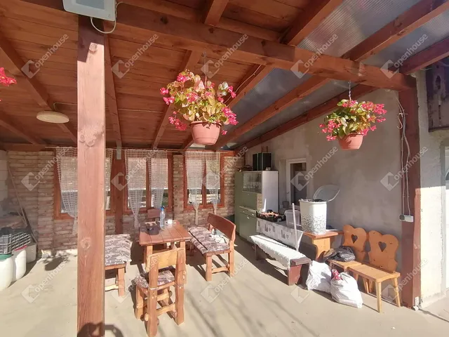 Eladó üdülő és hétvégi ház Pacsa 77 nm