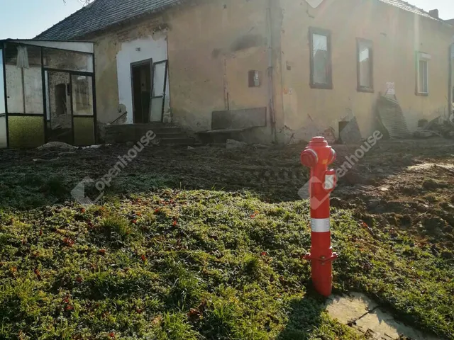 Eladó ház Pacsa 165 nm