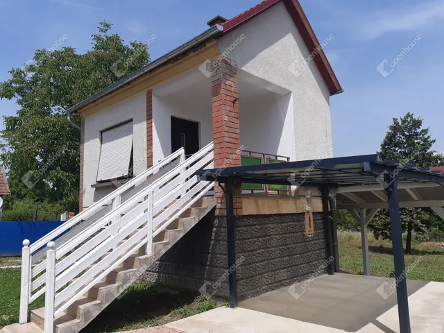 Eladó üdülő és hétvégi ház Rigyác 64 nm